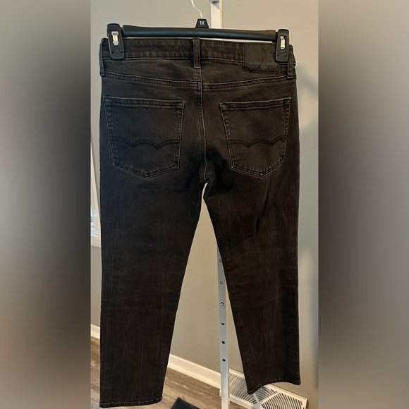 Men’s American Eagle Slim Straight Black Jeans - 28 x 28 - Picture 2 of 4